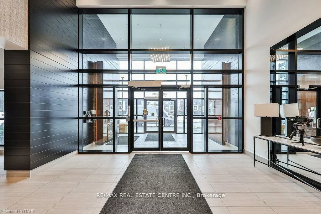 102, Grovewood Common, 1008 - GO Glenorchy, Oakville