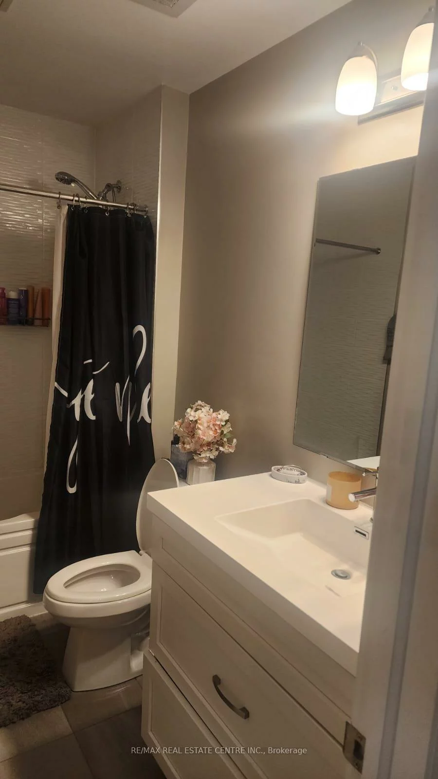 102, Grovewood Common, 1008 - GO Glenorchy, Oakville