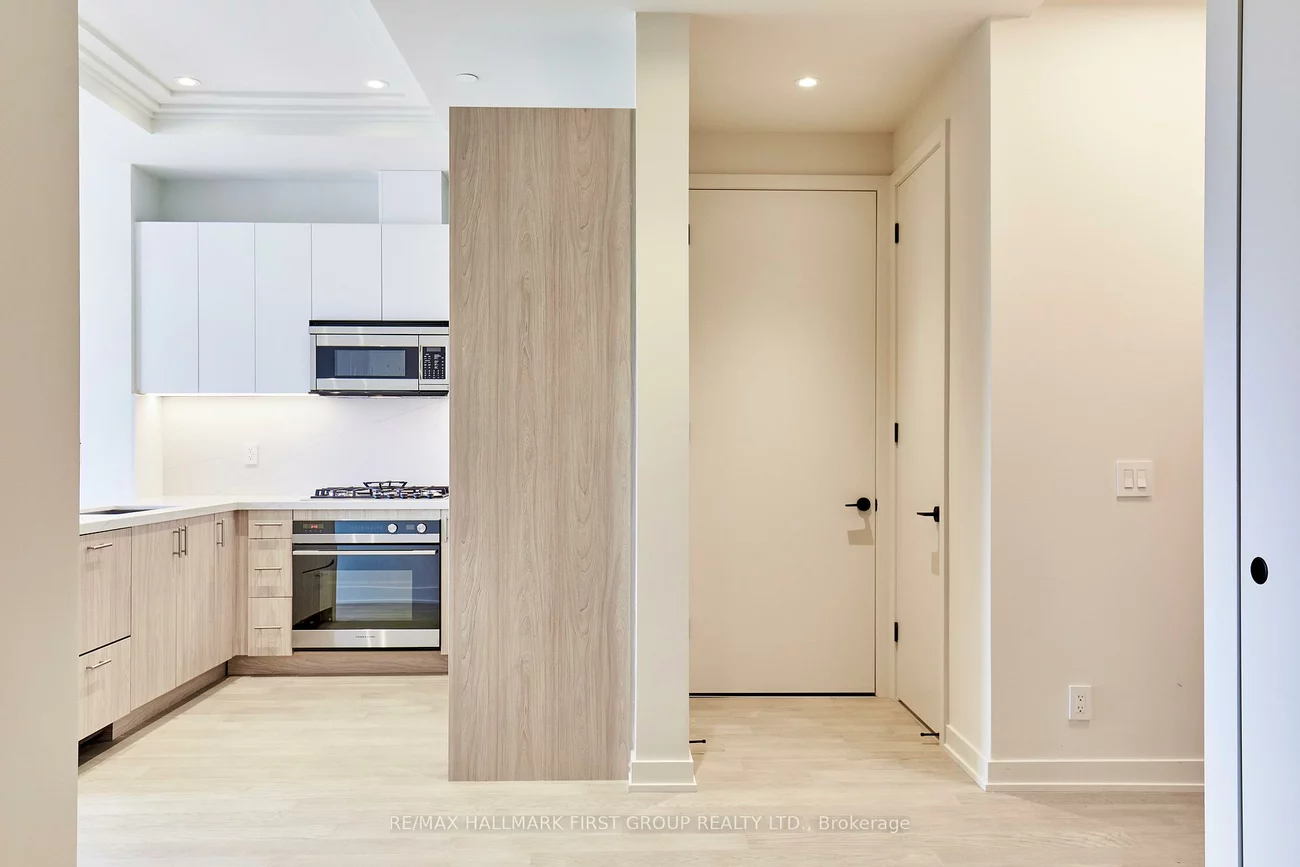 123, Maurice, 1002 - CO Central, Oakville