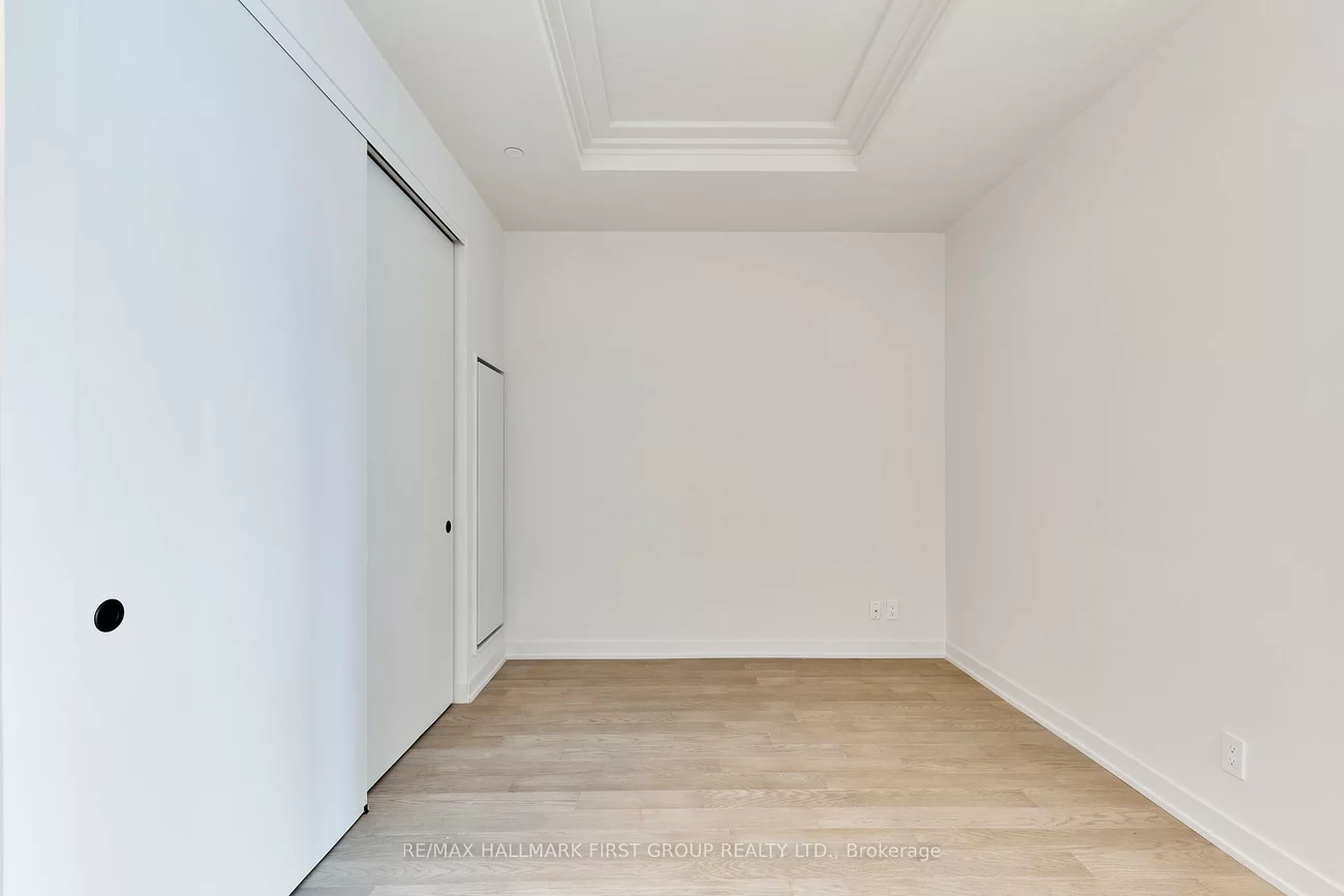 123, Maurice, 1002 - CO Central, Oakville