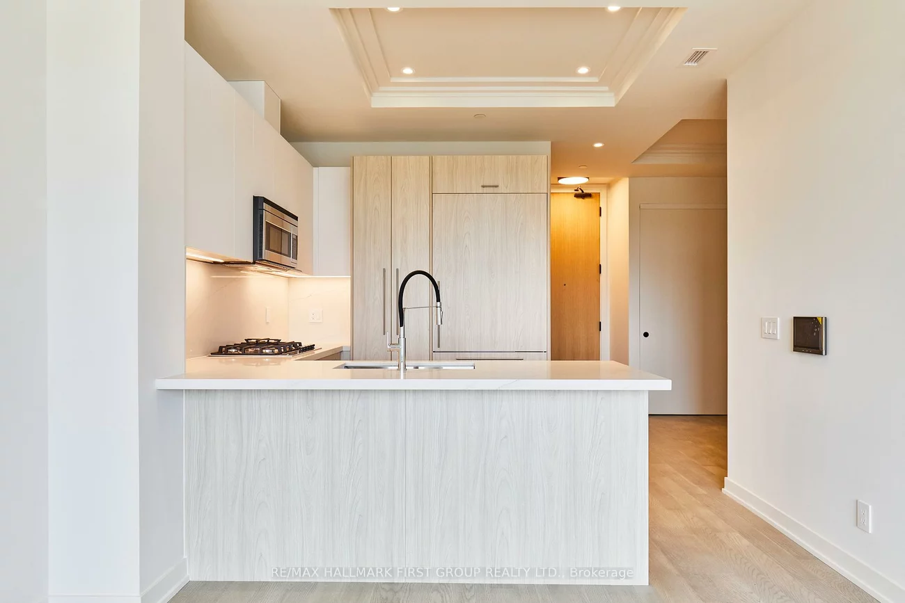 123, Maurice, 1002 - CO Central, Oakville