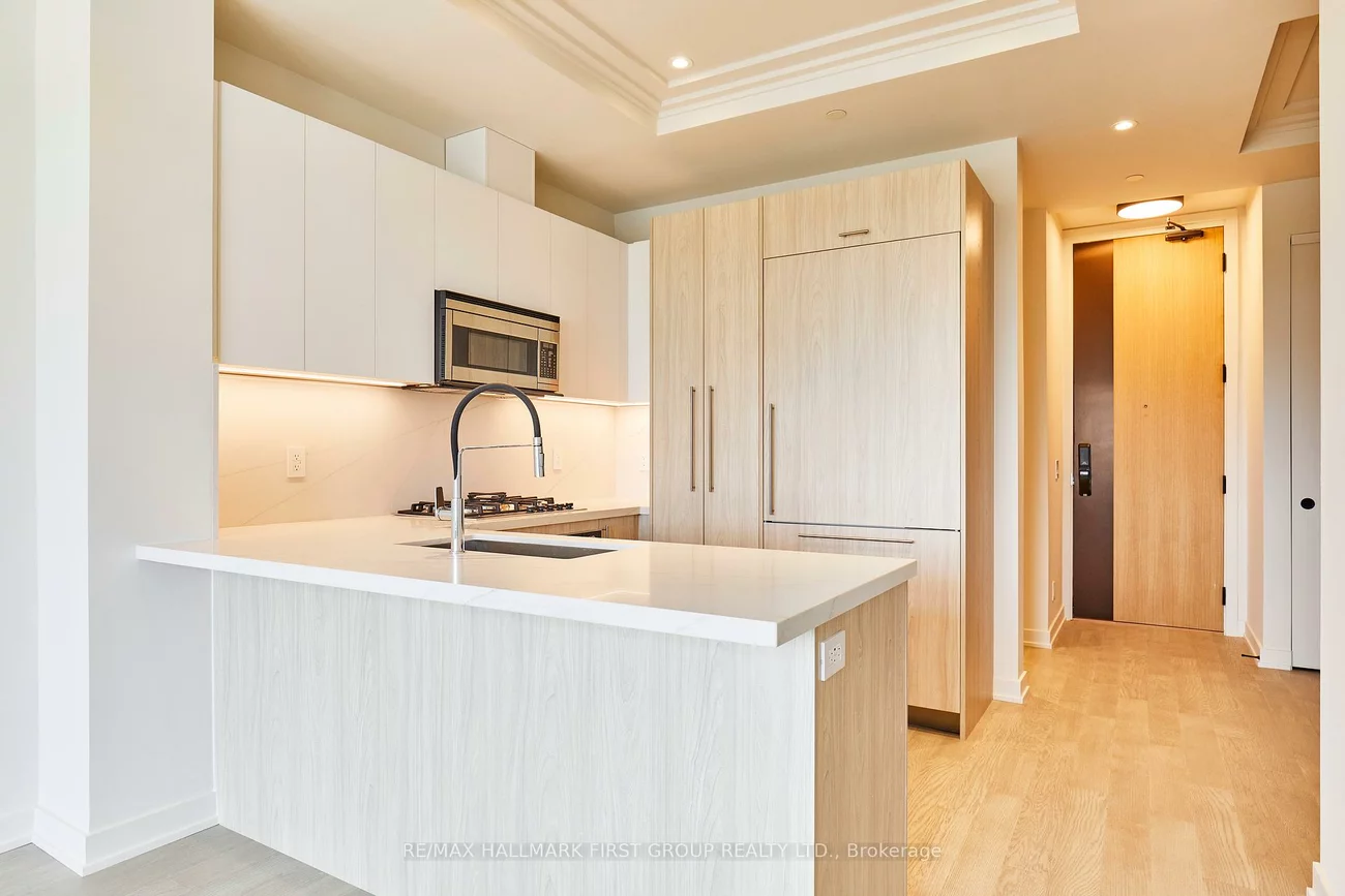 123, Maurice, 1002 - CO Central, Oakville