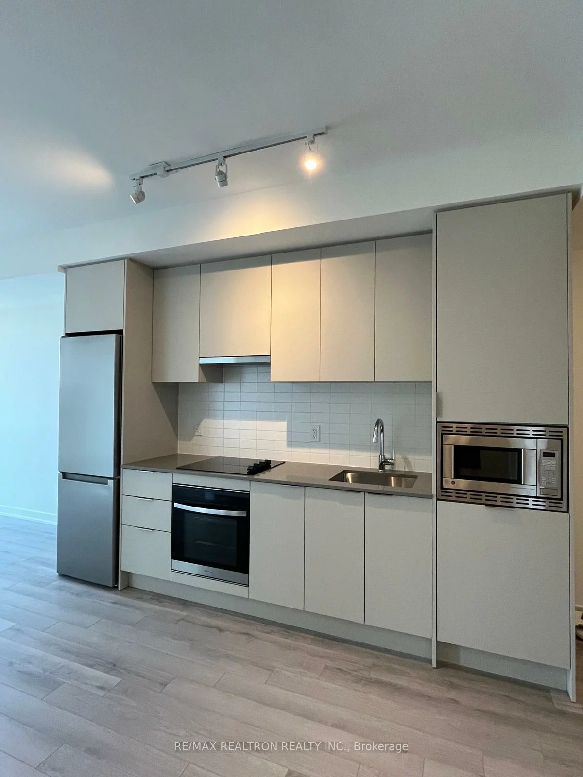 3079, Trafalgar, 1010 - JM Joshua Meadows, Oakville