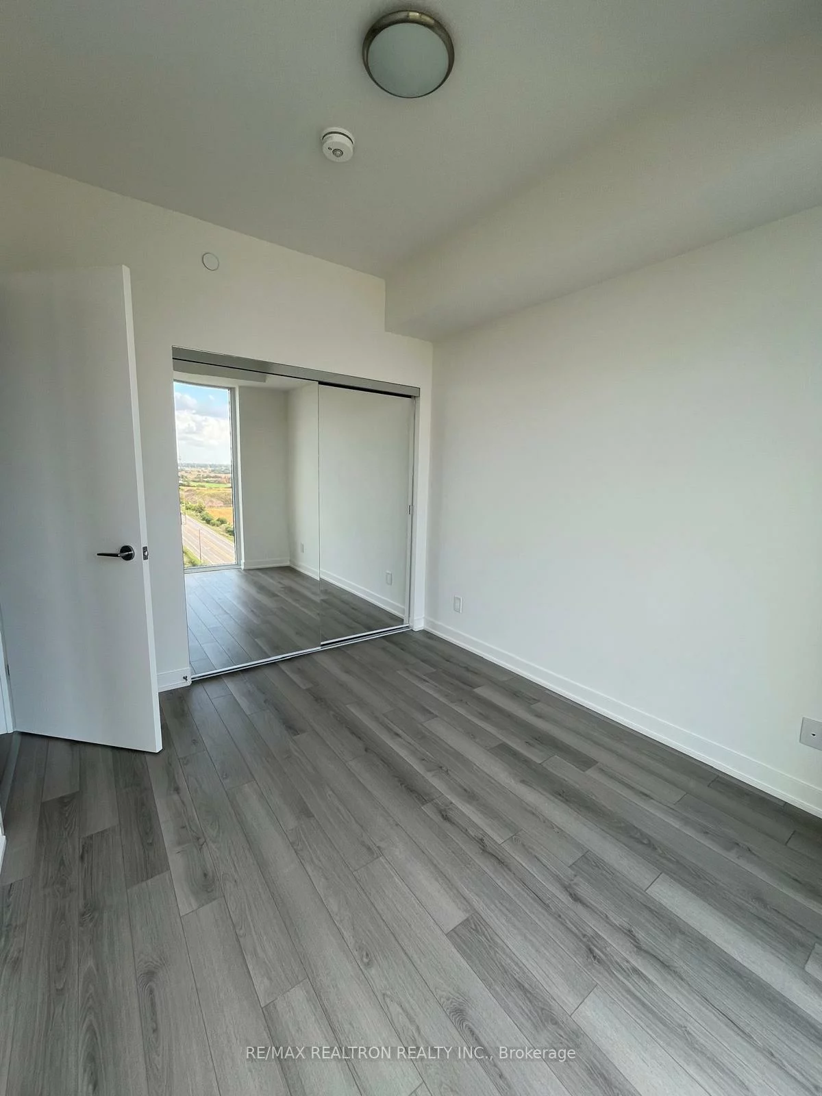 3079, Trafalgar, 1010 - JM Joshua Meadows, Oakville