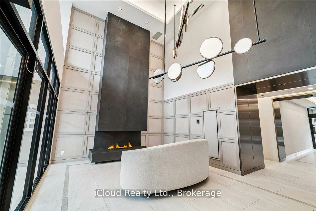 3285, Carding Mill, 1008 - GO Glenorchy, Oakville