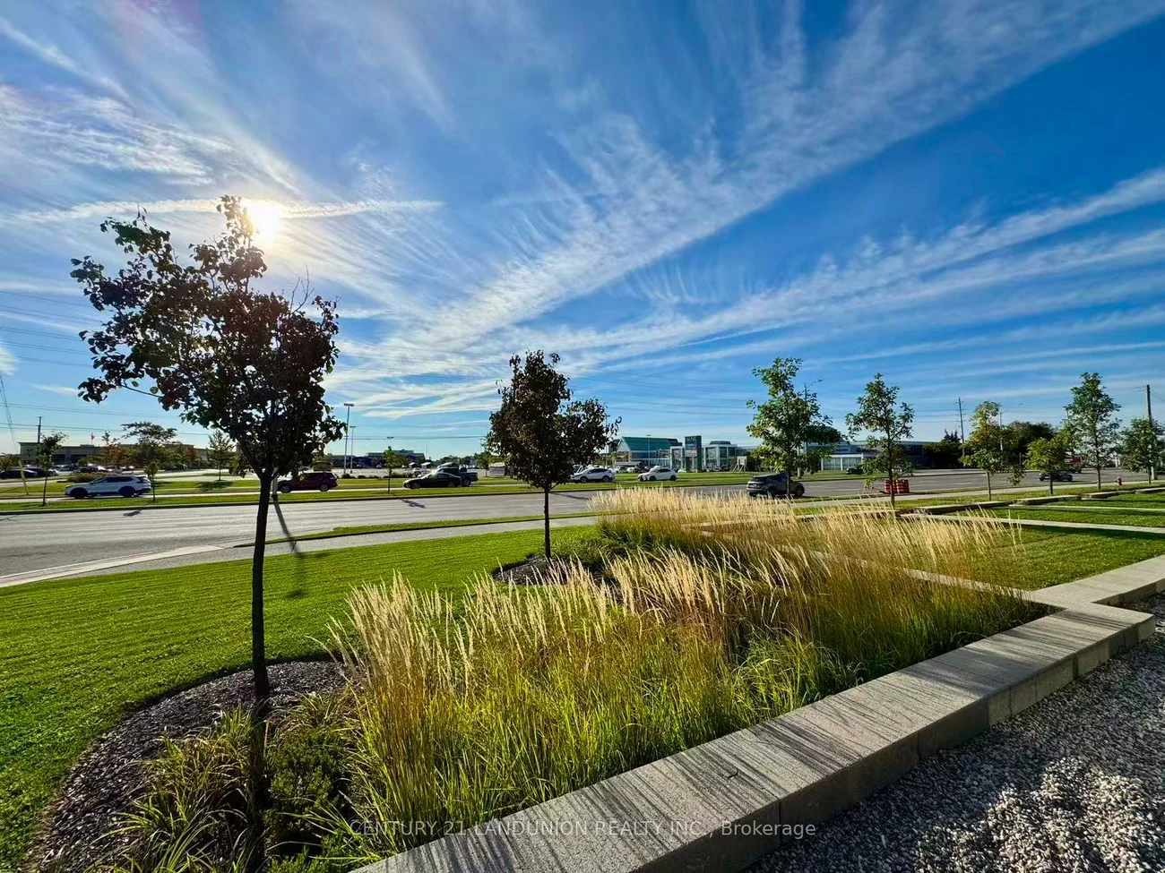 210, Sabina, 1008 - GO Glenorchy, Oakville