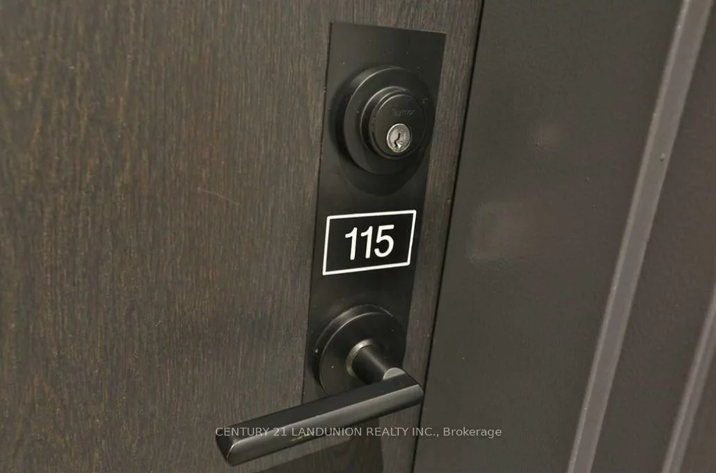 210, Sabina, 1008 - GO Glenorchy, Oakville