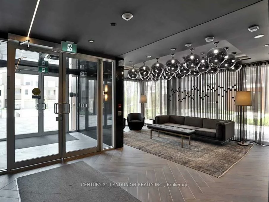 210, Sabina, 1008 - GO Glenorchy, Oakville