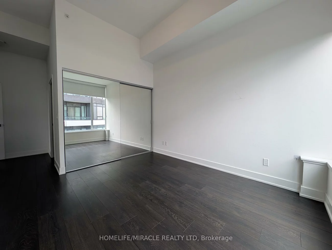 297, Oak Walk, 1015 - RO River Oaks, Oakville