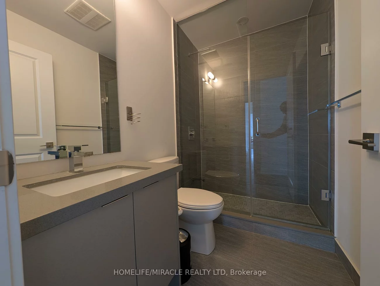 297, Oak Walk, 1015 - RO River Oaks, Oakville