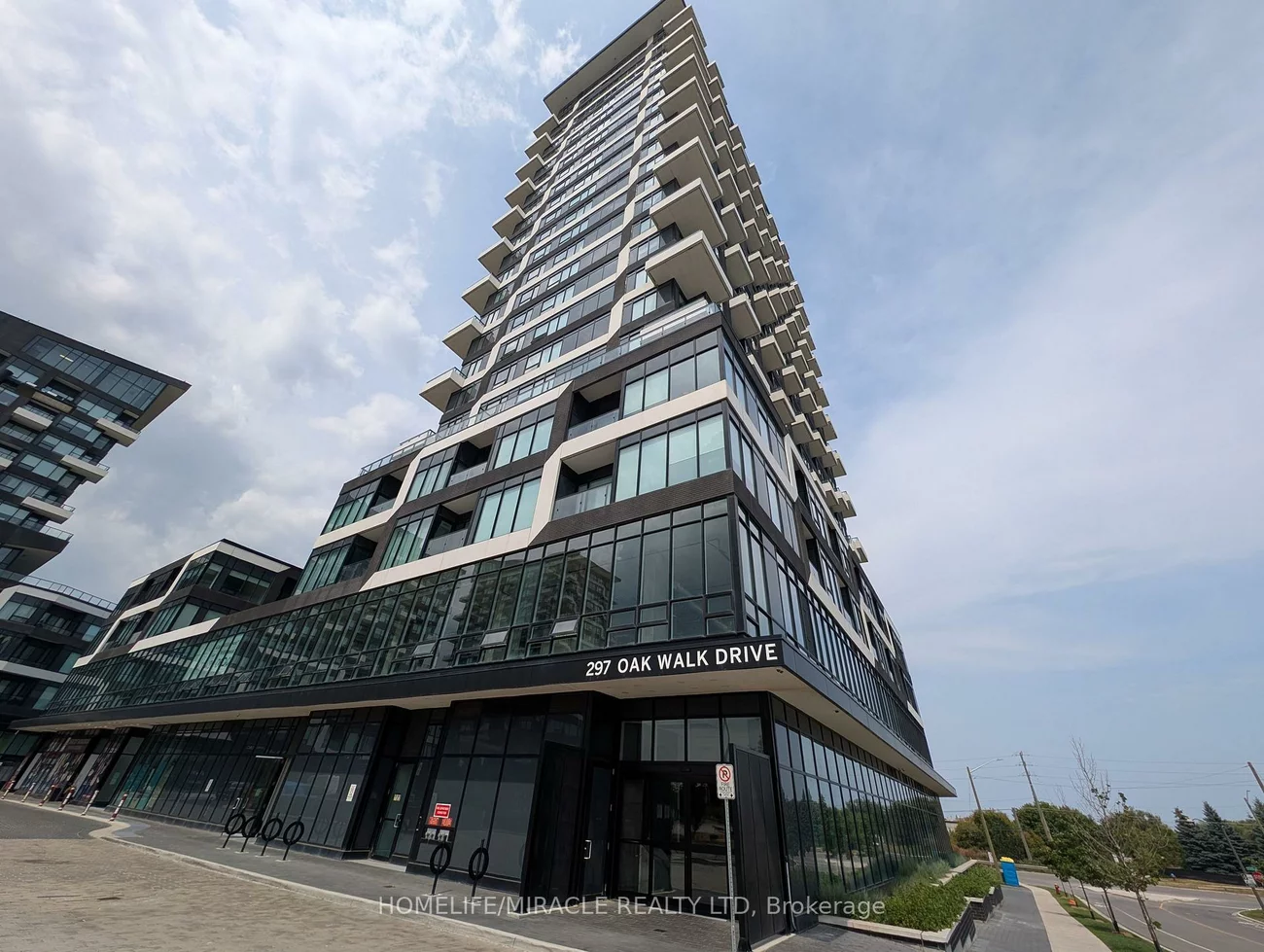 297, Oak Walk, 1015 - RO River Oaks, Oakville