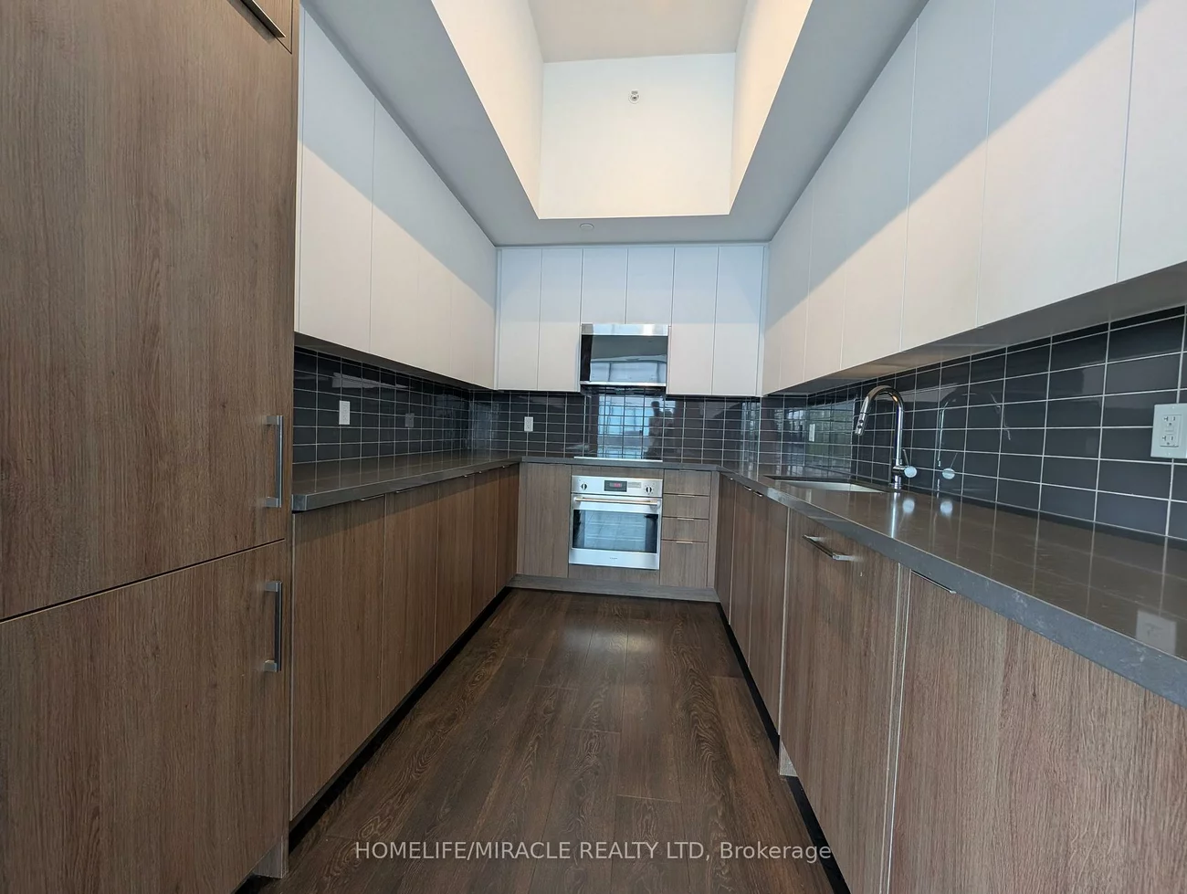 297, Oak Walk, 1015 - RO River Oaks, Oakville