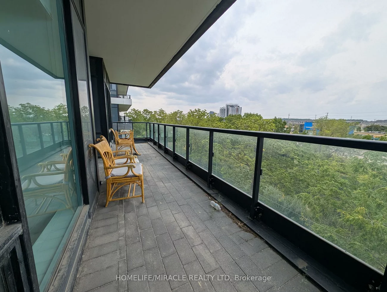 297, Oak Walk, 1015 - RO River Oaks, Oakville