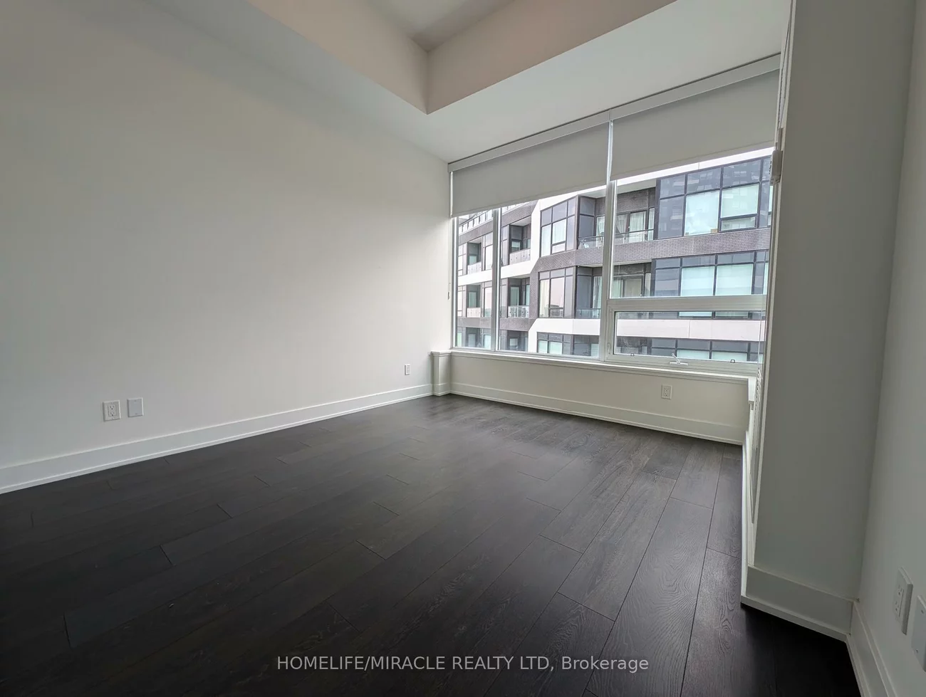 297, Oak Walk, 1015 - RO River Oaks, Oakville