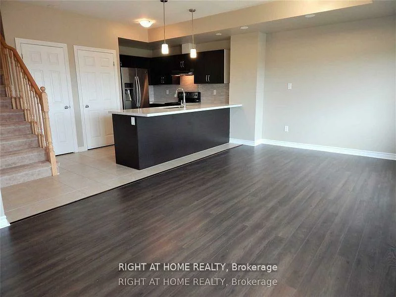 2420, Baronwood, 1019 - WM Westmount, Oakville