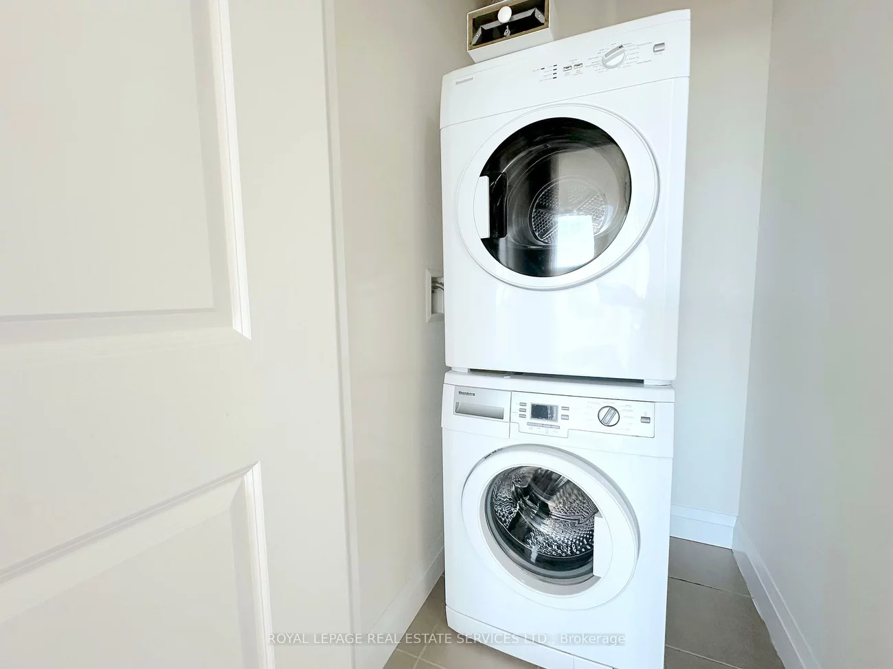 2333, Taunton, 1015 - RO River Oaks, Oakville
