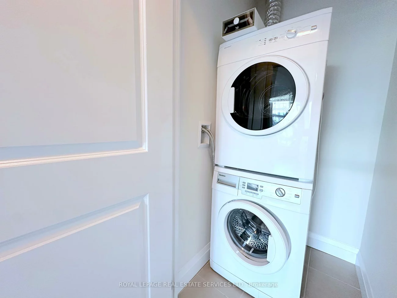 2333, Taunton, 1015 - RO River Oaks, Oakville