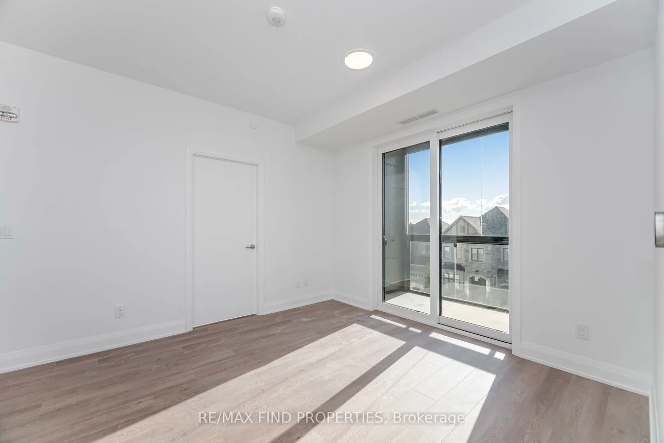 3250, Carding Mill, 1008 - GO Glenorchy, Oakville