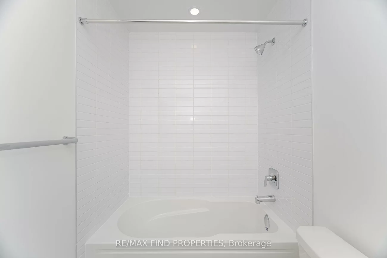 3250, Carding Mill, 1008 - GO Glenorchy, Oakville