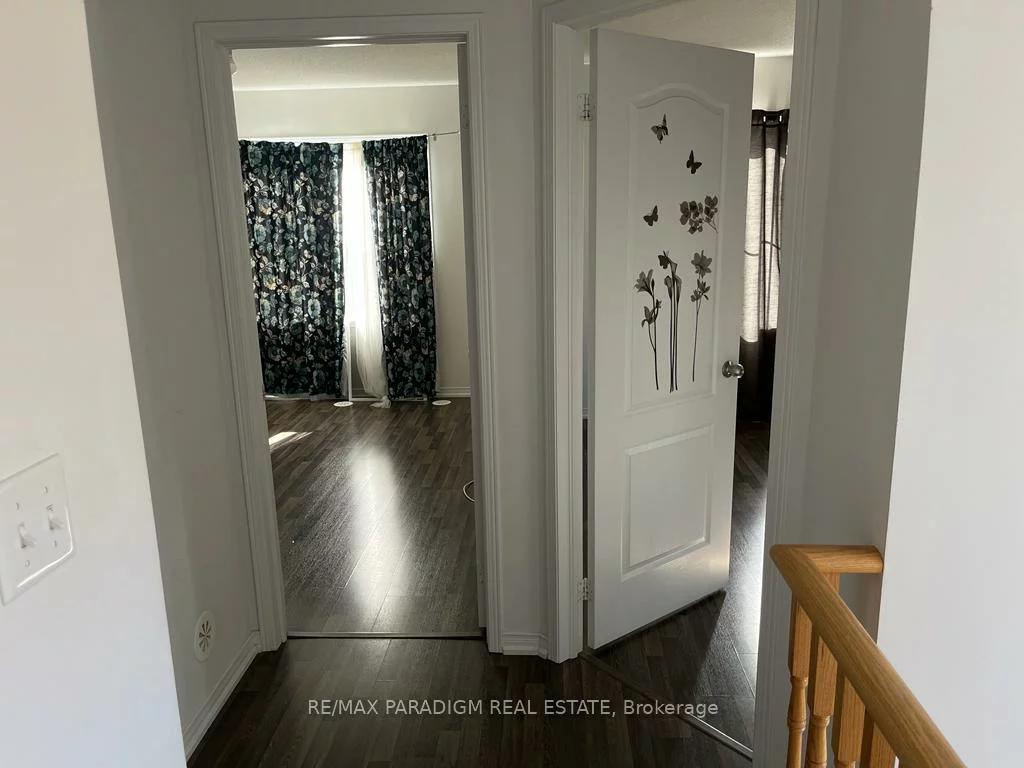 2488, Post, 1015 - RO River Oaks, Oakville