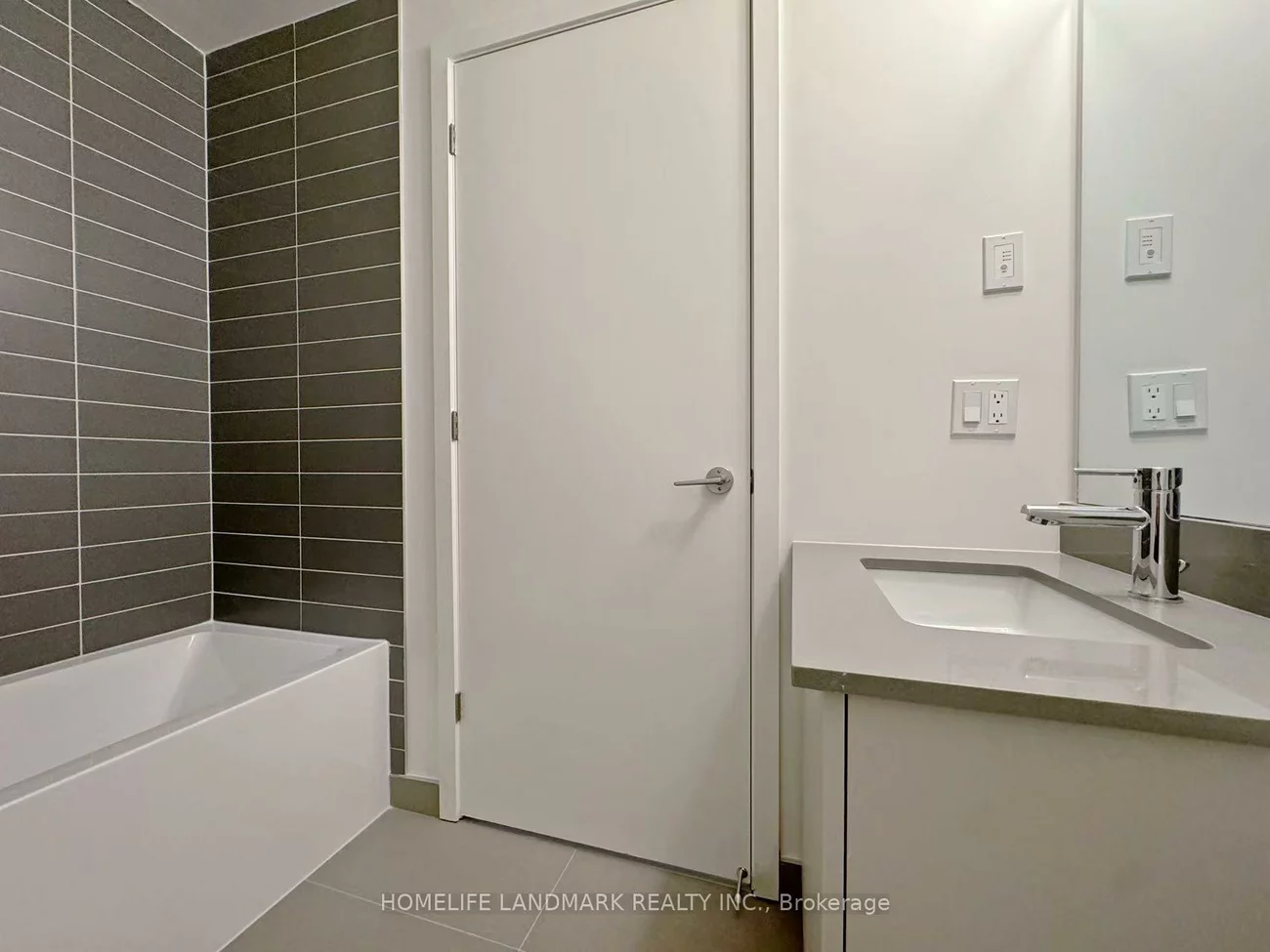 3079, Trafalgar, 1010 - JM Joshua Meadows, Oakville