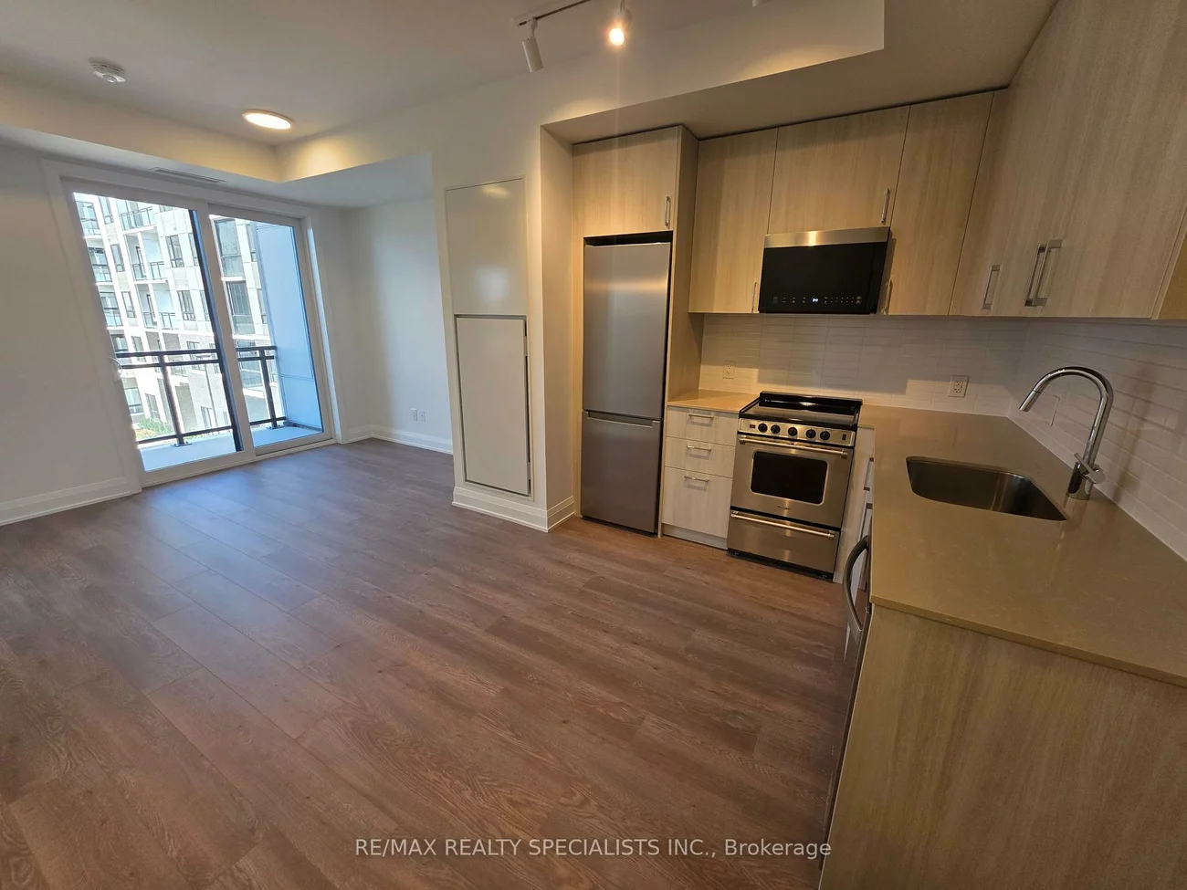 3250, Carding Mill, 1008 - GO Glenorchy, Oakville