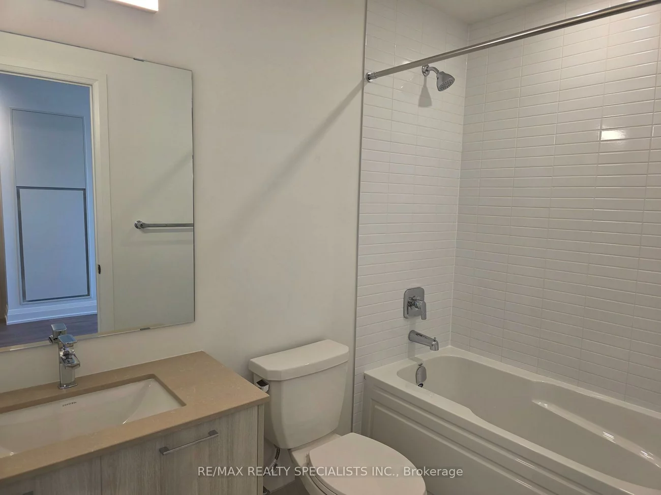 3250, Carding Mill, 1008 - GO Glenorchy, Oakville