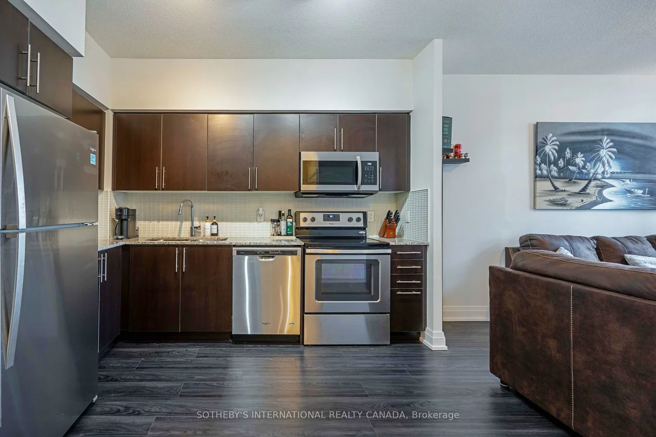 65, Speers, 1002 - CO Central, Oakville