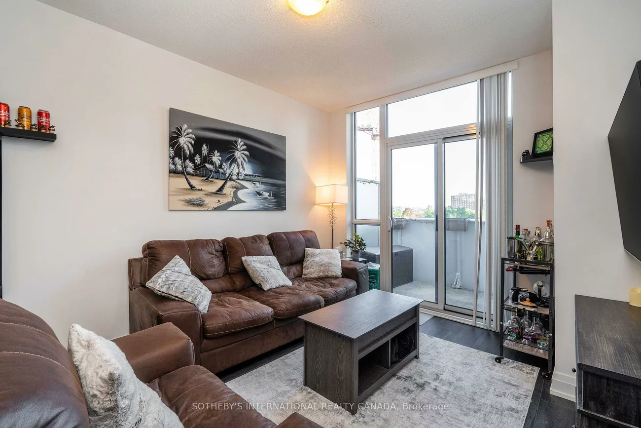 65, Speers, 1002 - CO Central, Oakville