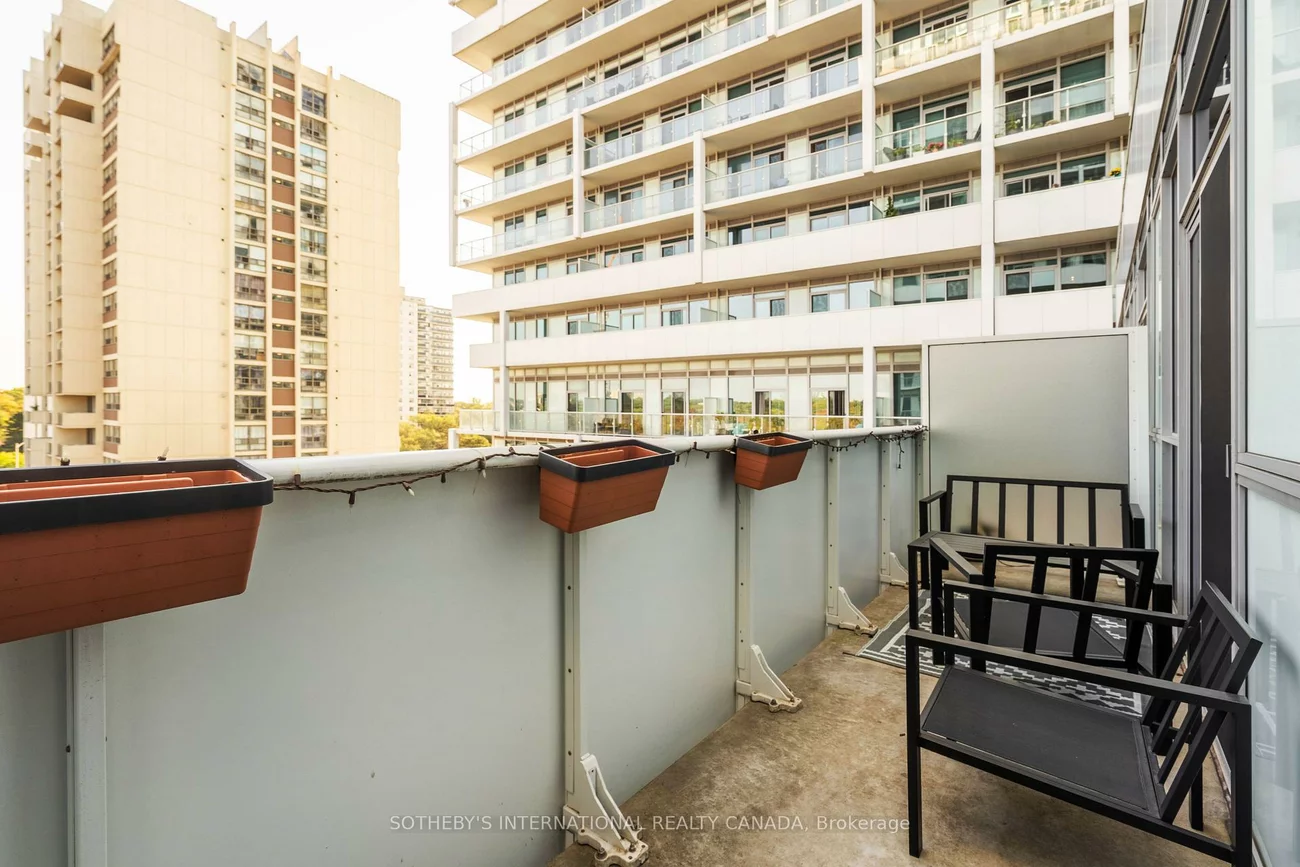 65, Speers, 1002 - CO Central, Oakville