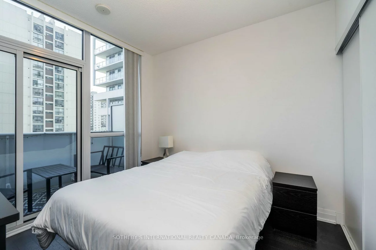 65, Speers, 1002 - CO Central, Oakville