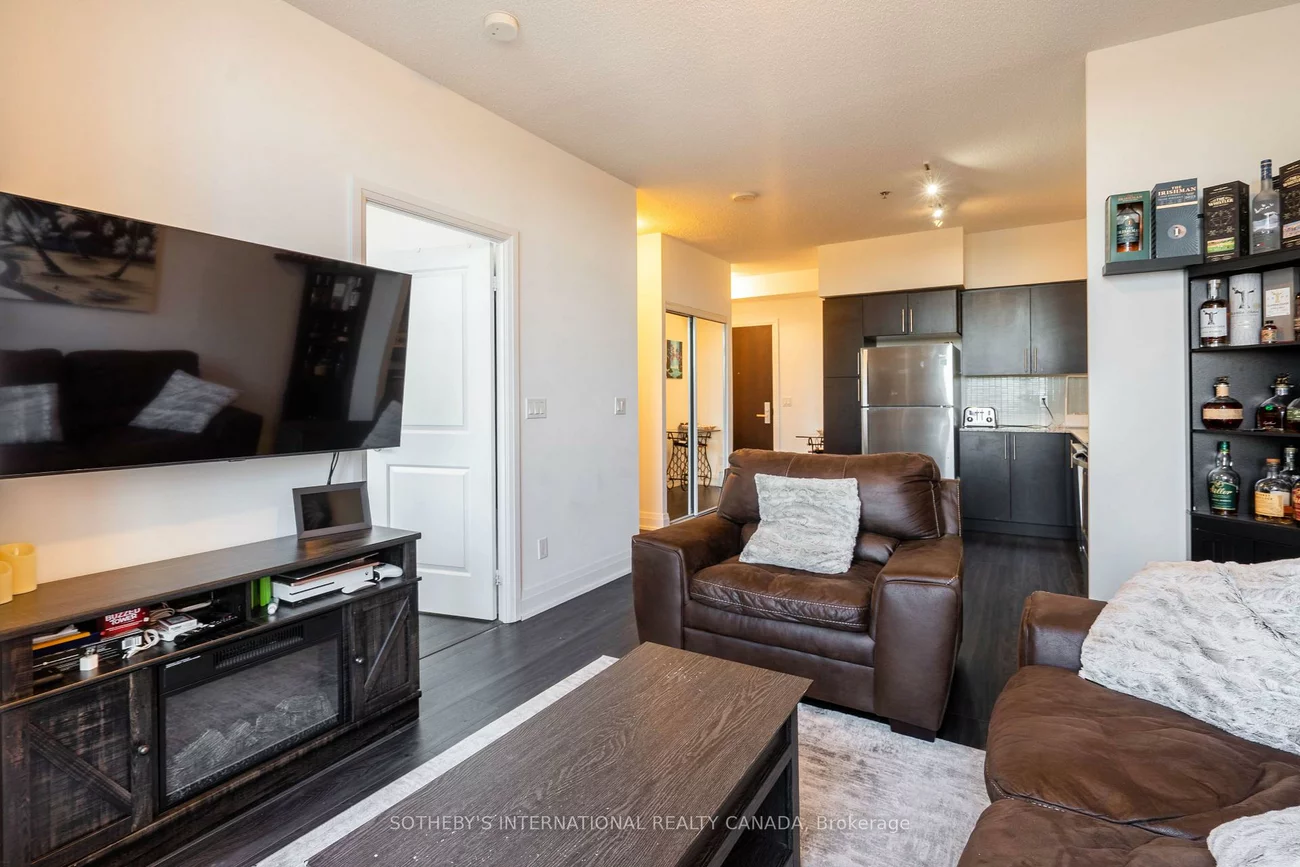 65, Speers, 1002 - CO Central, Oakville