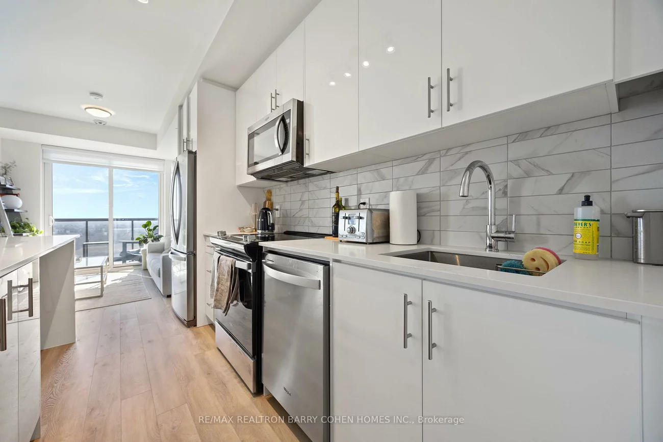 335, Wheat Boom, 1010 - JM Joshua Meadows, Oakville