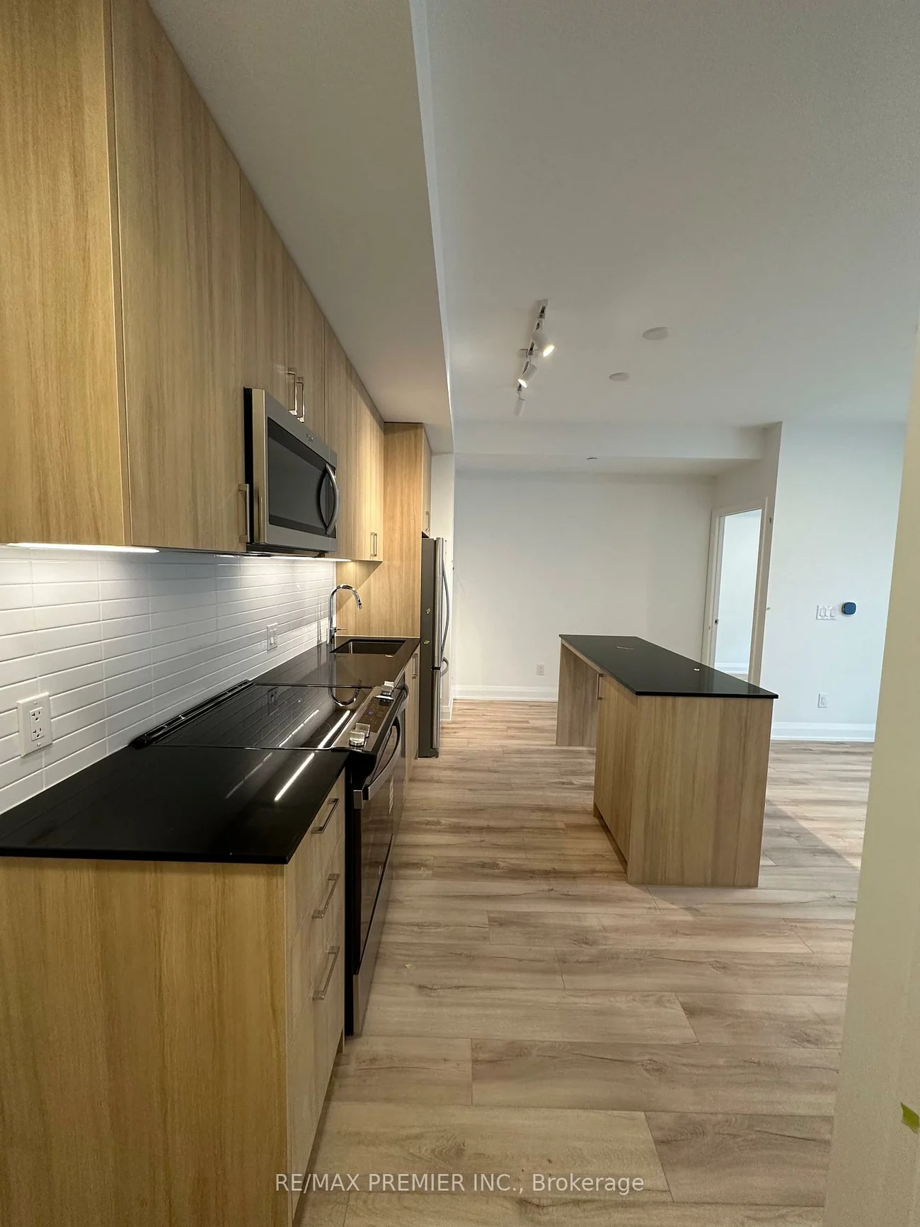 3250, Carding Mill, 1008 - GO Glenorchy, Oakville