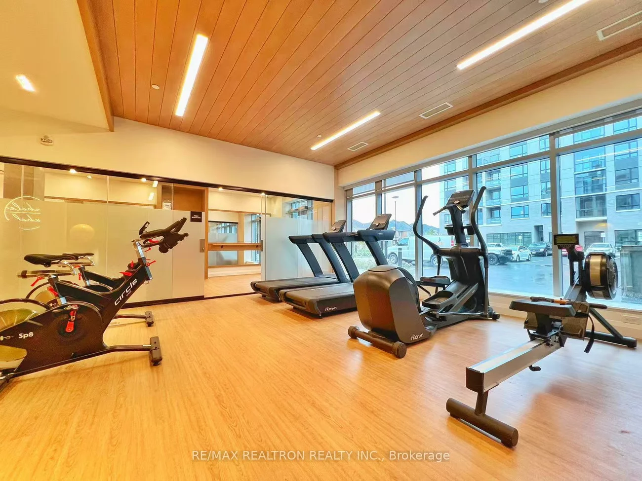 3250, Carding Mill, 1008 - GO Glenorchy, Oakville