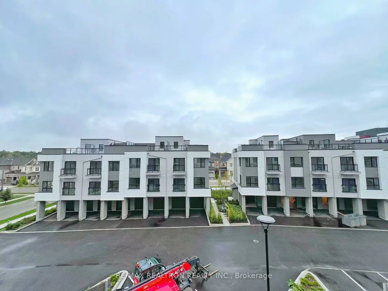 3250, Carding Mill, 1008 - GO Glenorchy, Oakville