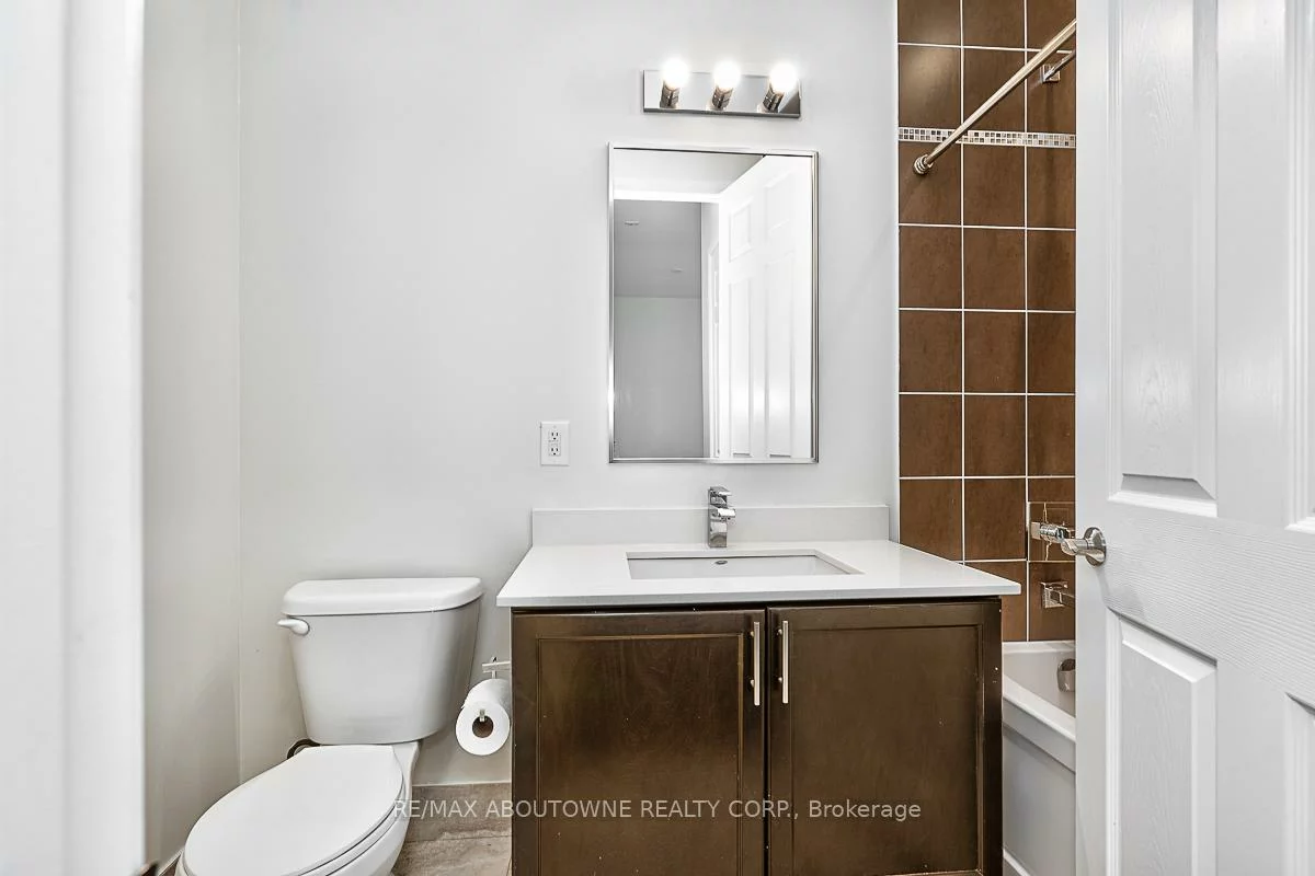 2480, PRINCE MICHAEL, 1009 - JC Joshua Creek, Oakville