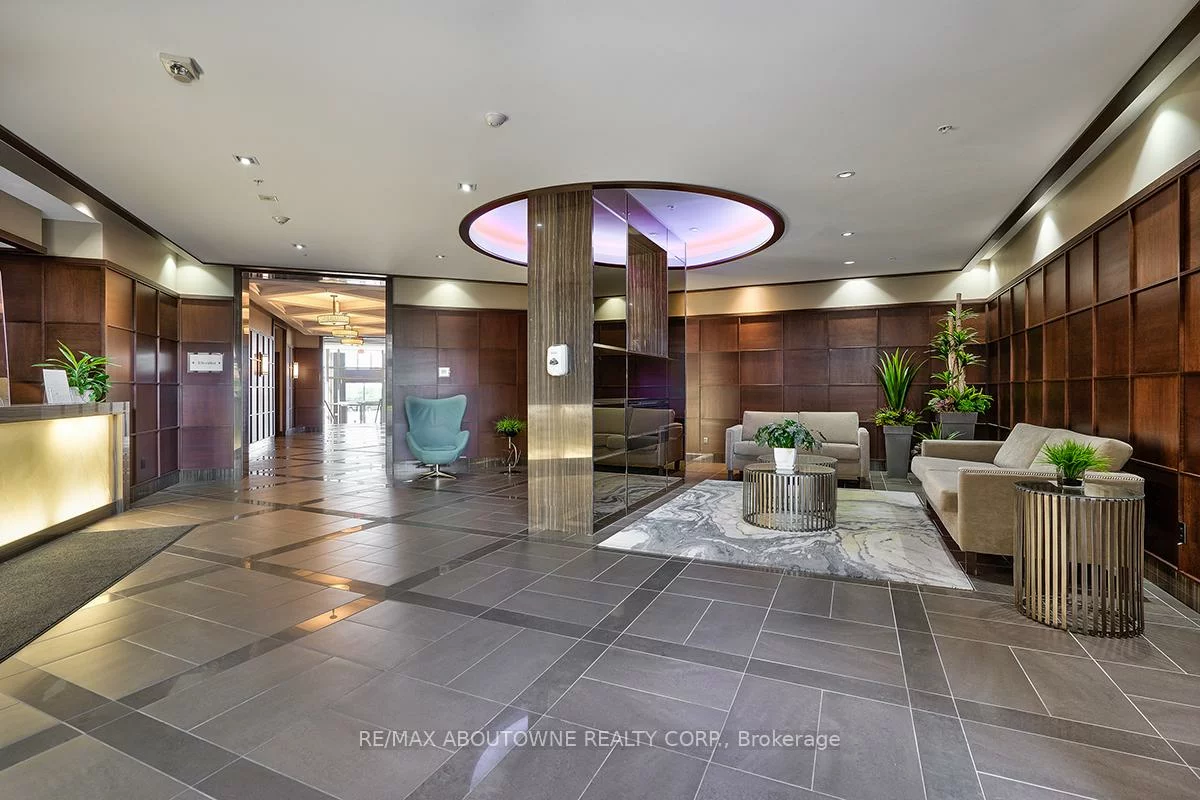 2480, PRINCE MICHAEL, 1009 - JC Joshua Creek, Oakville