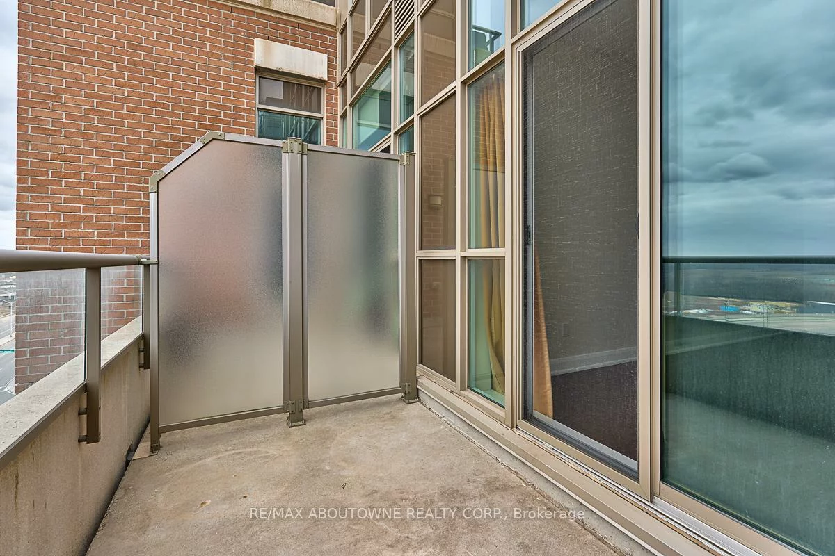 2480, PRINCE MICHAEL, 1009 - JC Joshua Creek, Oakville