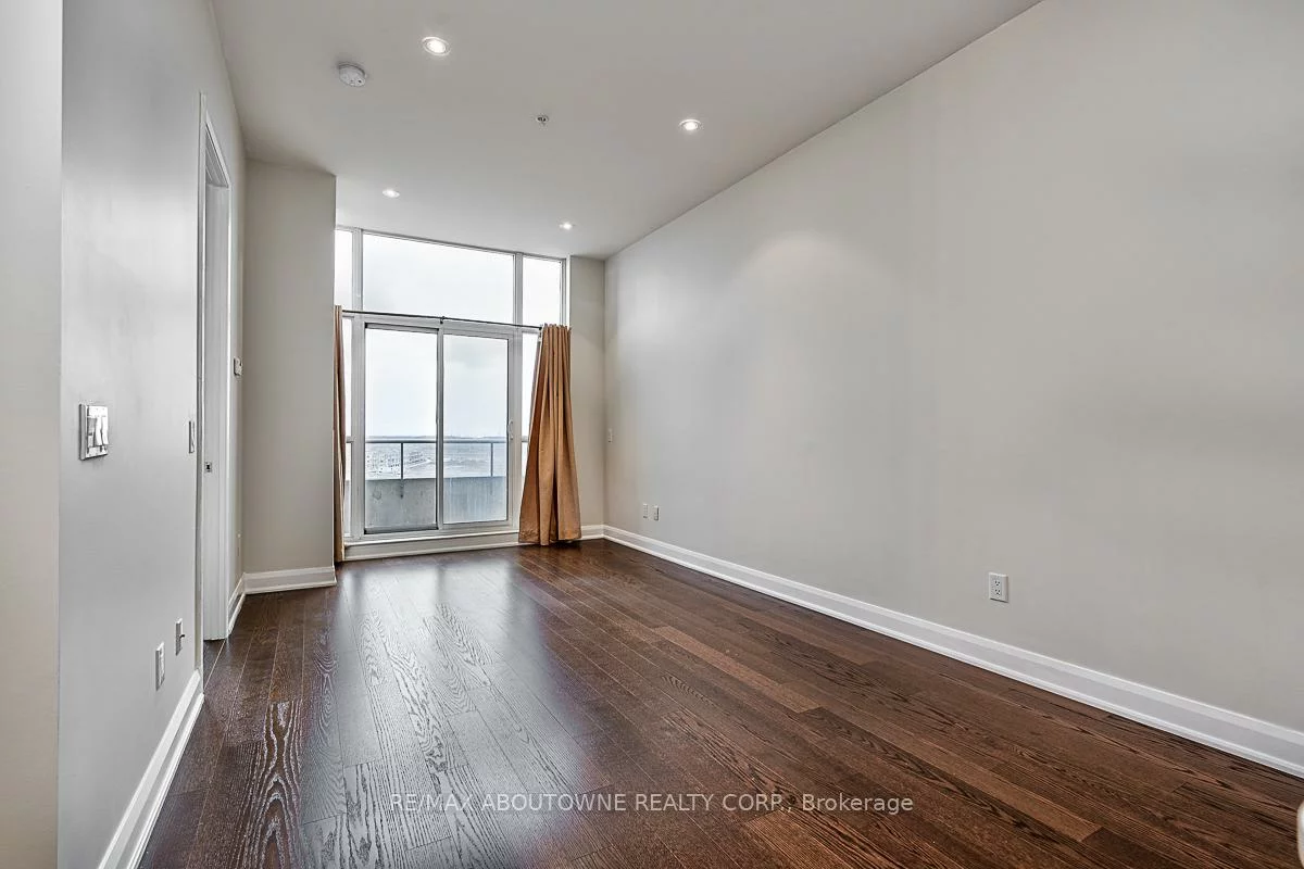 2480, PRINCE MICHAEL, 1009 - JC Joshua Creek, Oakville