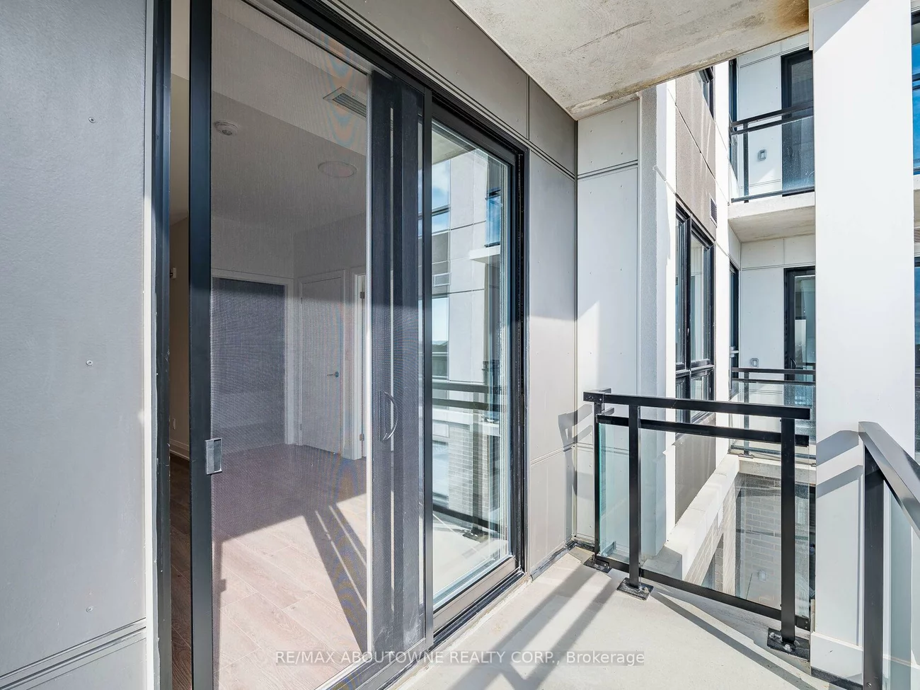 3250, Carding Mill, 1008 - GO Glenorchy, Oakville