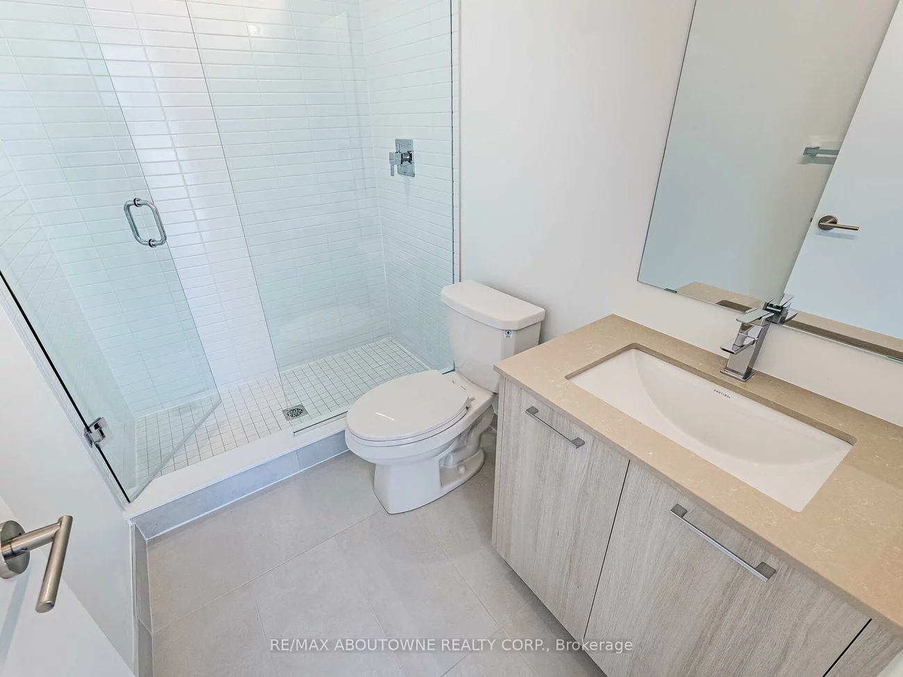3250, Carding Mill, 1008 - GO Glenorchy, Oakville