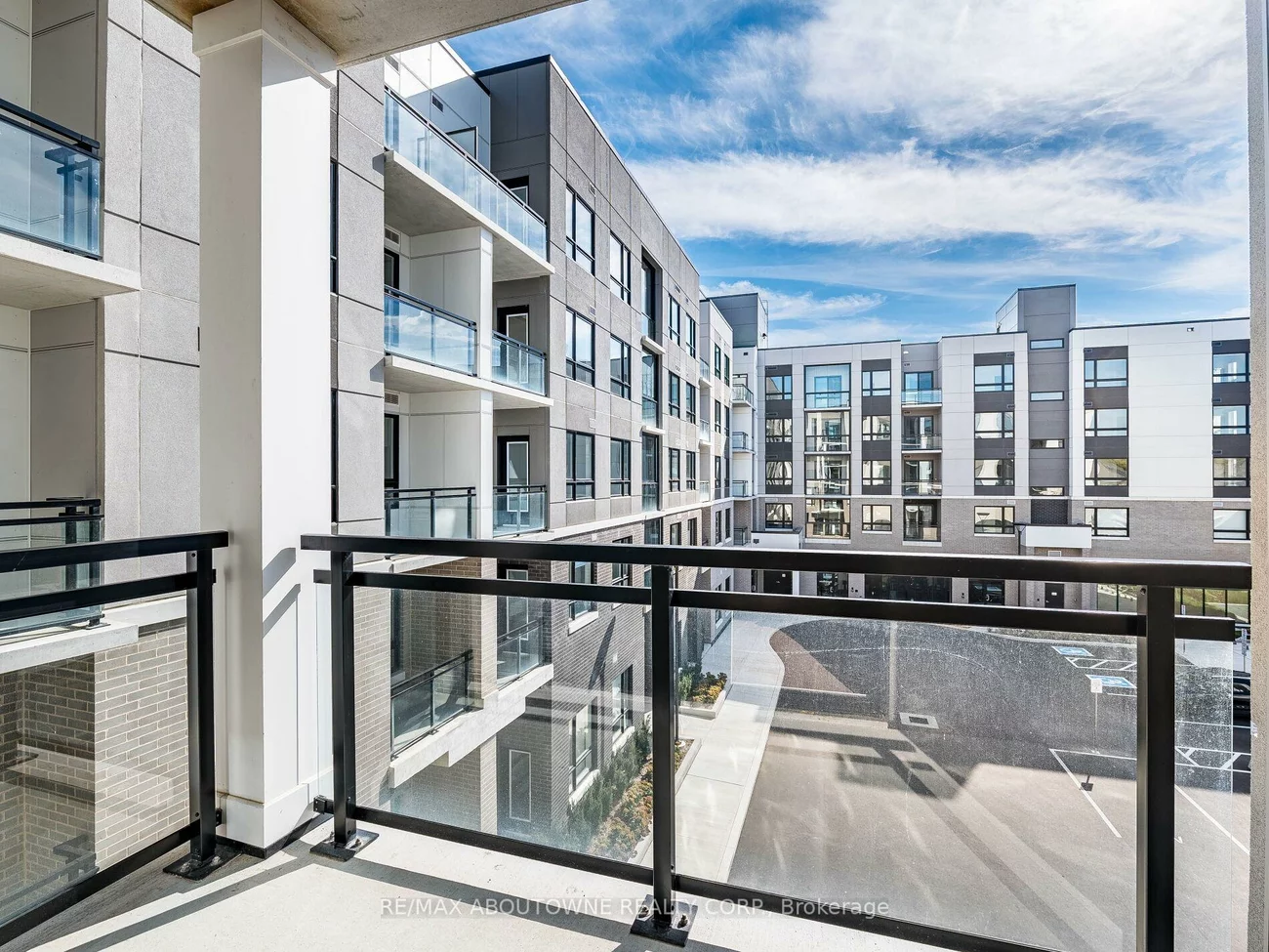 3250, Carding Mill, 1008 - GO Glenorchy, Oakville