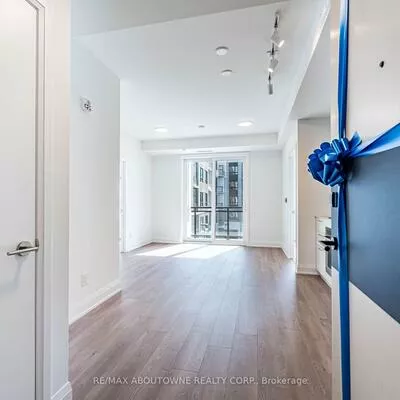 3250, Carding Mill, 1008 - GO Glenorchy, Oakville