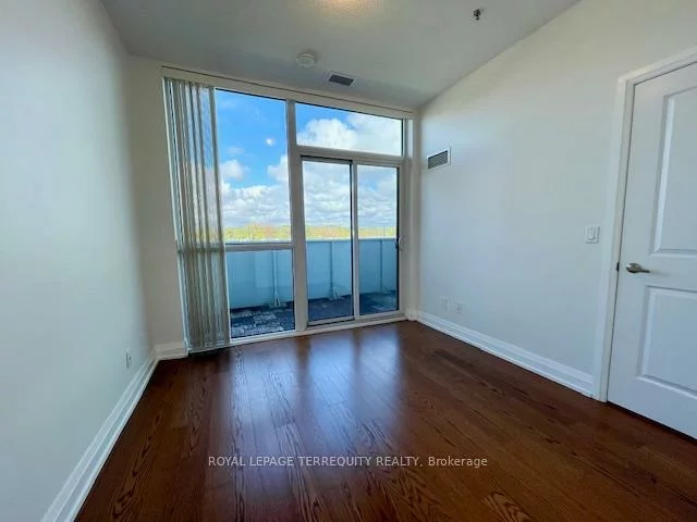 65, Speers, 1002 - CO Central, Oakville