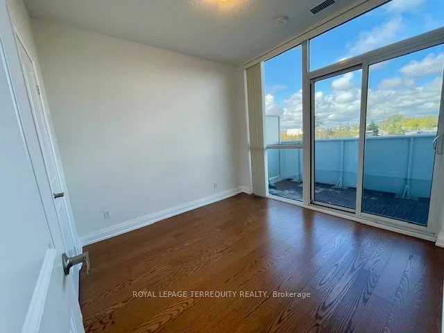 65, Speers, 1002 - CO Central, Oakville