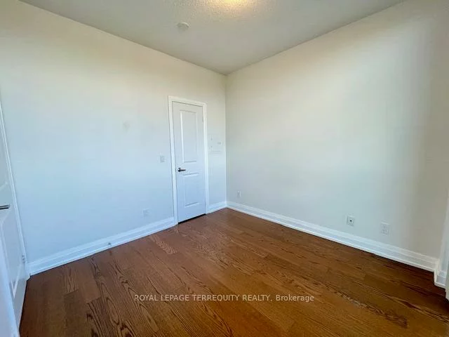 65, Speers, 1002 - CO Central, Oakville