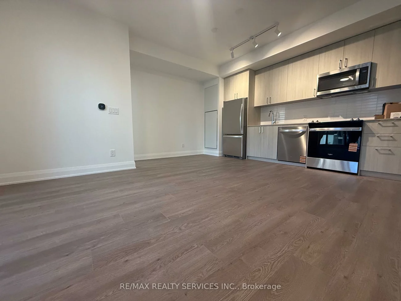 3250, Carding Mill, 1008 - GO Glenorchy, Oakville