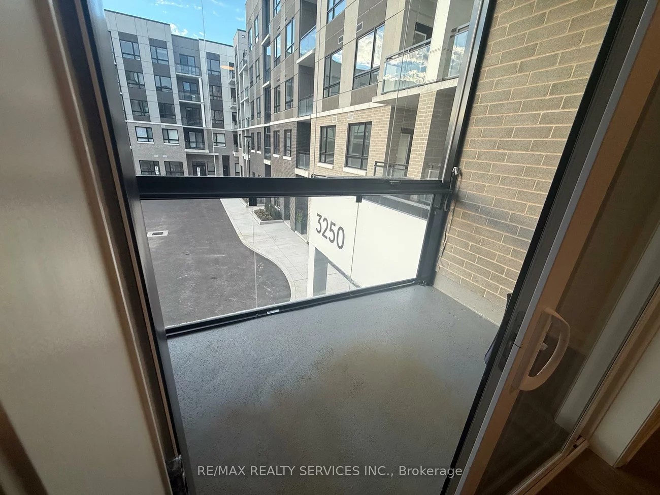 3250, Carding Mill, 1008 - GO Glenorchy, Oakville