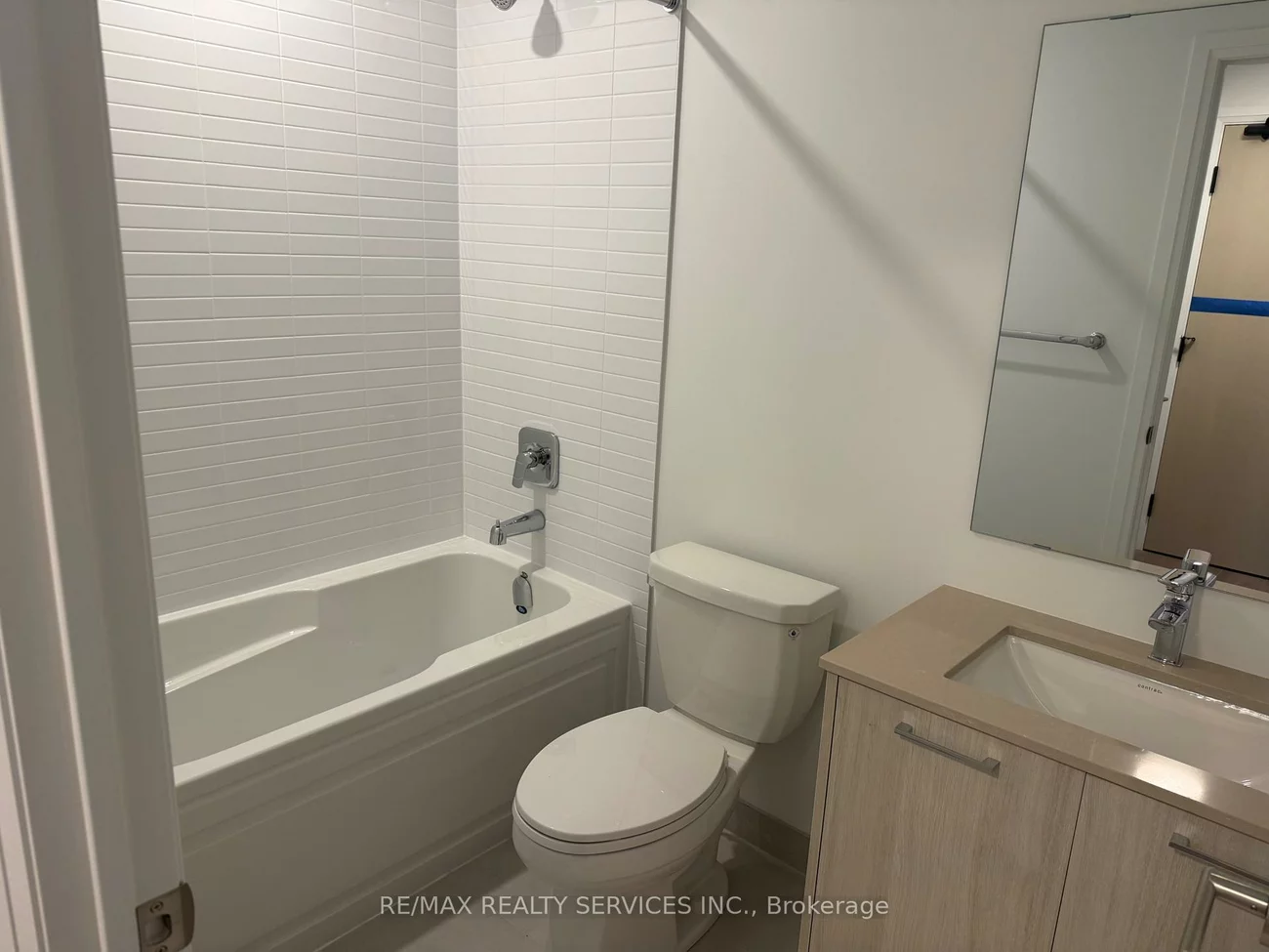 3250, Carding Mill, 1008 - GO Glenorchy, Oakville